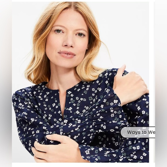 NWT Loft navy Petite Bloom split neck long sleeve blouse size petite xsmall - Picture 2 of 9